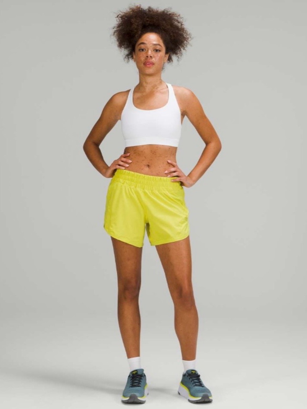 Lululemon White Energy Medium Support Crisscross Back Sports Bra Size 12